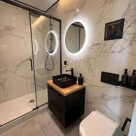 Apartment Parisian Cozy Space 2 Steps From Canal Saint-martin App 19 *